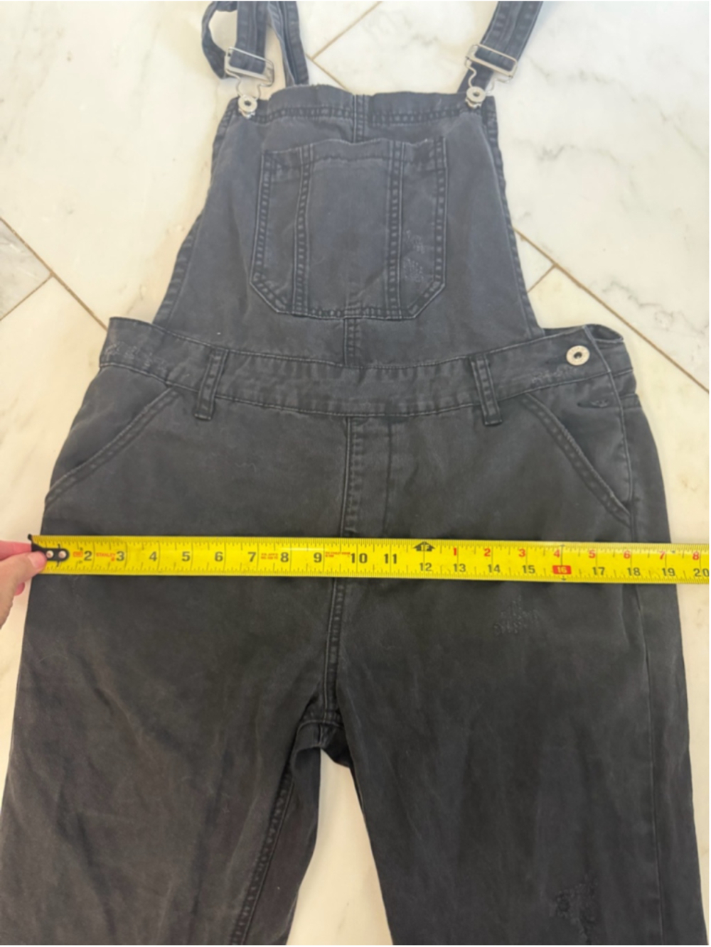 Risen Jean Los Angeles Washed Black Distressed Ankle Crop Overalls Womens Medium - Picture 12 of 15